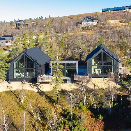 ホテル Aura Arctic - Grand Panoramic & Grand Hideaway サーリセルカ