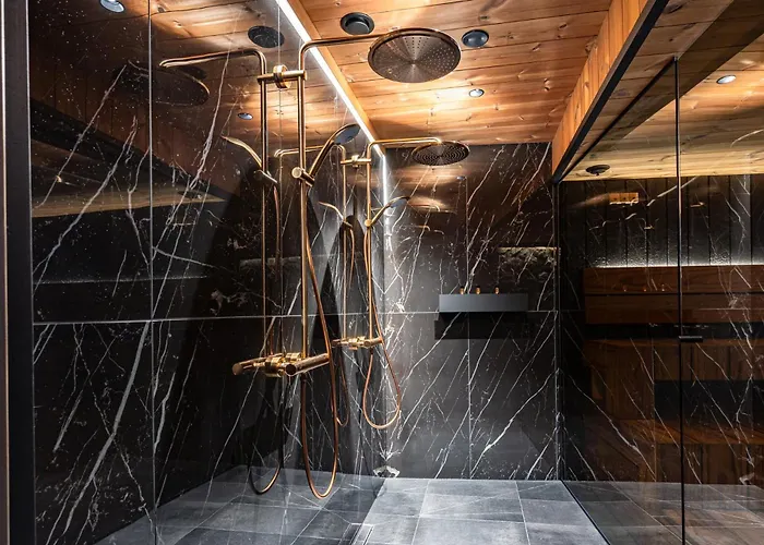 Aura Arctic - Grand Panoramic & Grand Hideaway