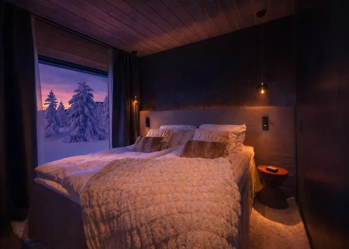 Aura Arctic - Grand Panoramic & Grand Hideaway ホテル サーリセルカ