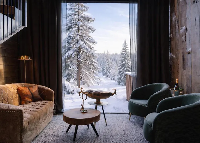 Aura Arctic - Grand Panoramic & Grand Hideaway ホテル サーリセルカ